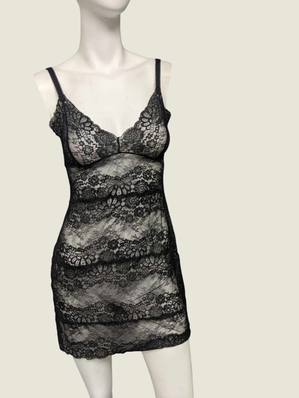 Samantha Chang ALL LACE  FULL SLIP Medium   Black Display Model New No Tags!